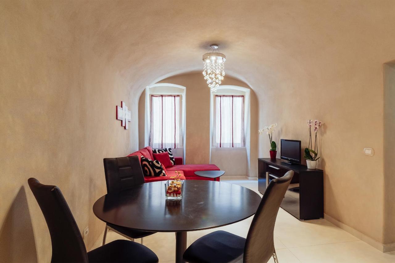 Costiglioli Central & Elegant Duplex Sanremo Exterior photo